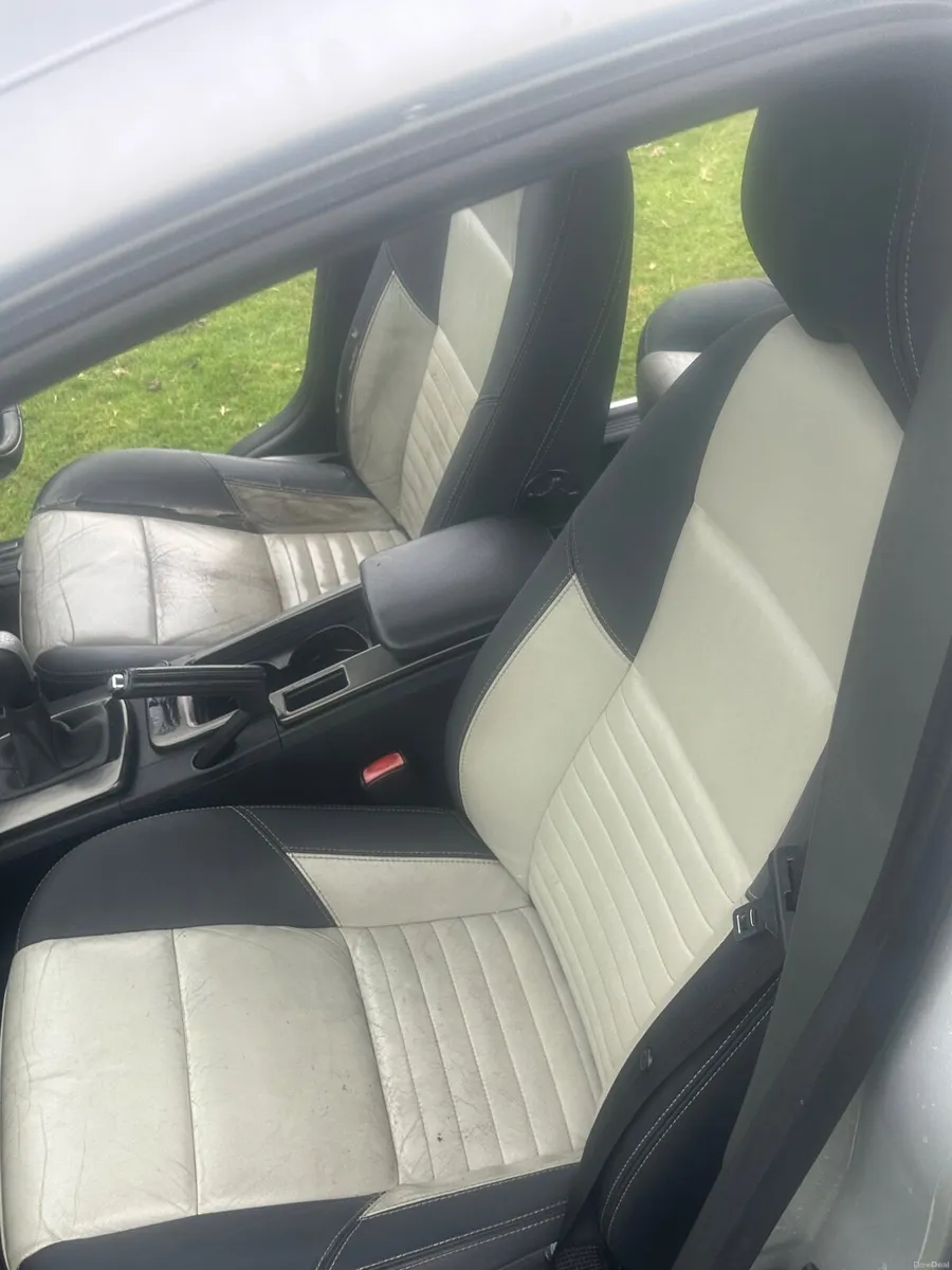 Volvo S40 2012 - Image 3