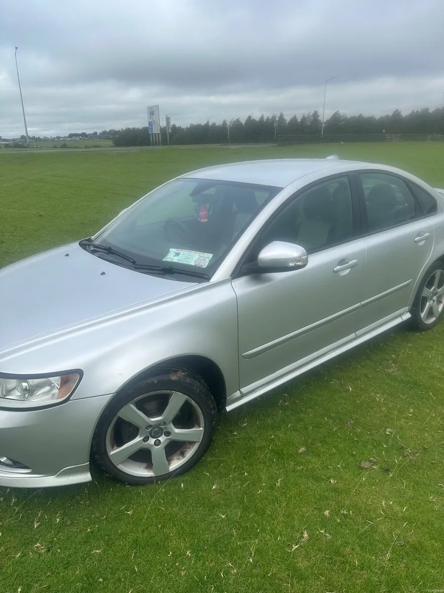 Volvo S40 2012 - Image 5