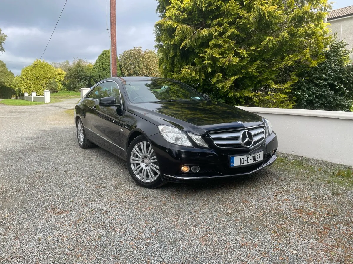 Mercedes e220 coupe auto - Image 1