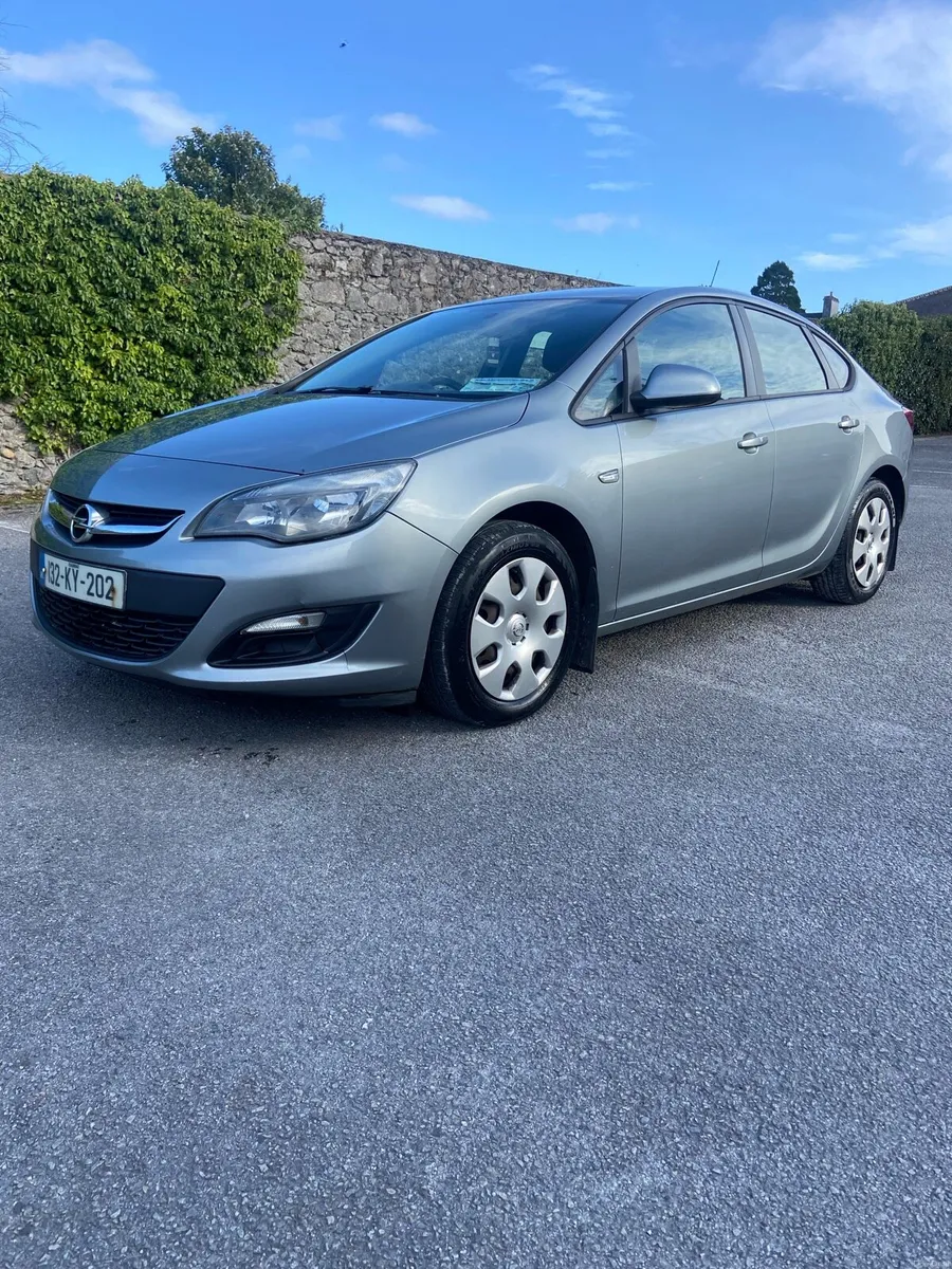 🚗 OPEL ASTRA S 1.4 – ( tax to 11-26 ) - Image 2