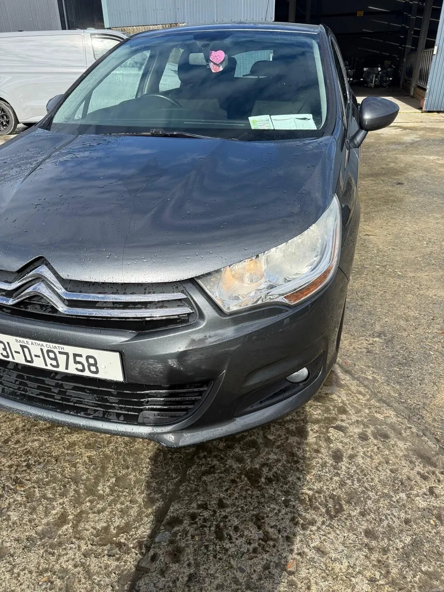 Car - Image 2