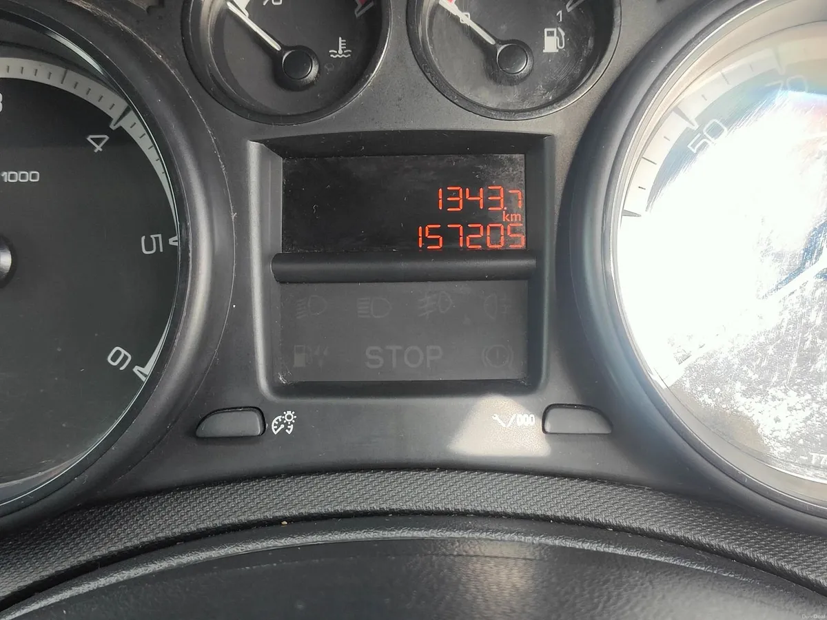 Peugeot 308 2012 - Image 1