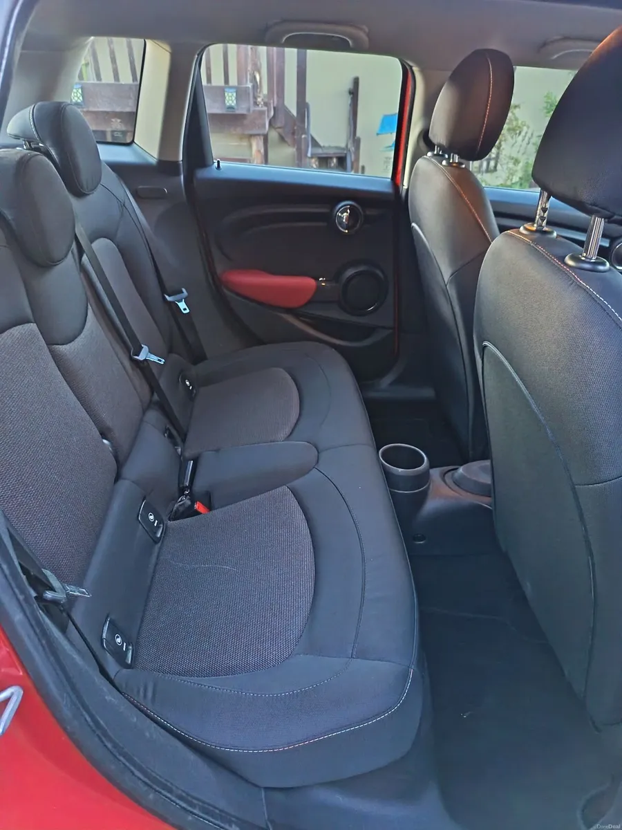 Mini Cooper 2019 - Image 6