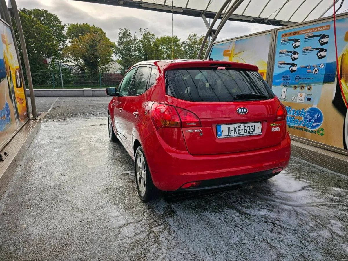 Kia Venga 3 EcoDynamics 2011 – 1.4 diesel - Image 3