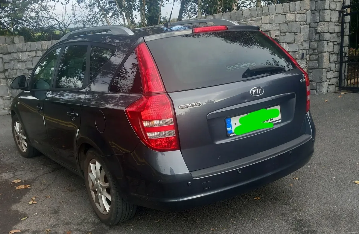 Kia Ceed 2010 - Image 4