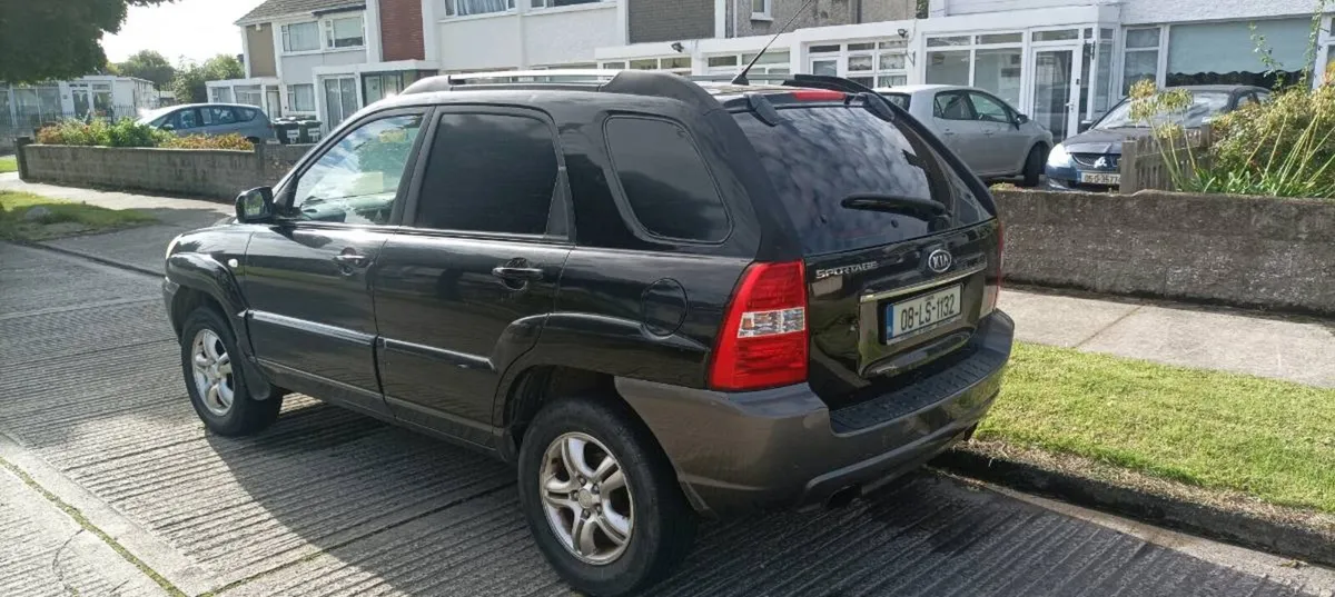 Car - Image 2