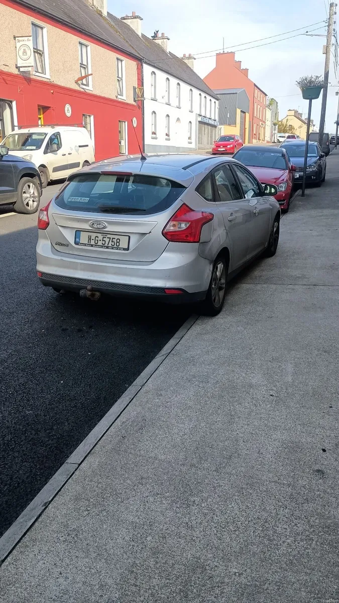 Ford Focus 2011 - Image 4