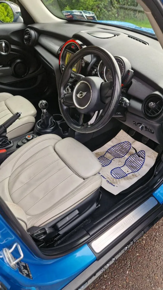 Mini cooper diesel ⛽️ Nct & Tax - Image 5