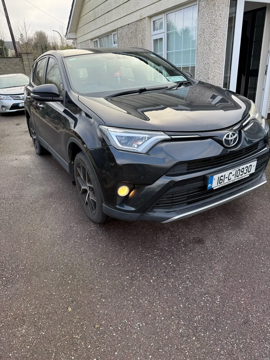 Toyota rav 4 Luna sport - Image 2