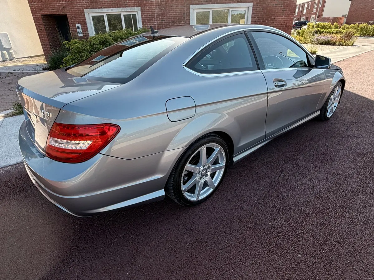 MERCEDES BENZ C250 2.1 CDI AMG SPORT - Image 3