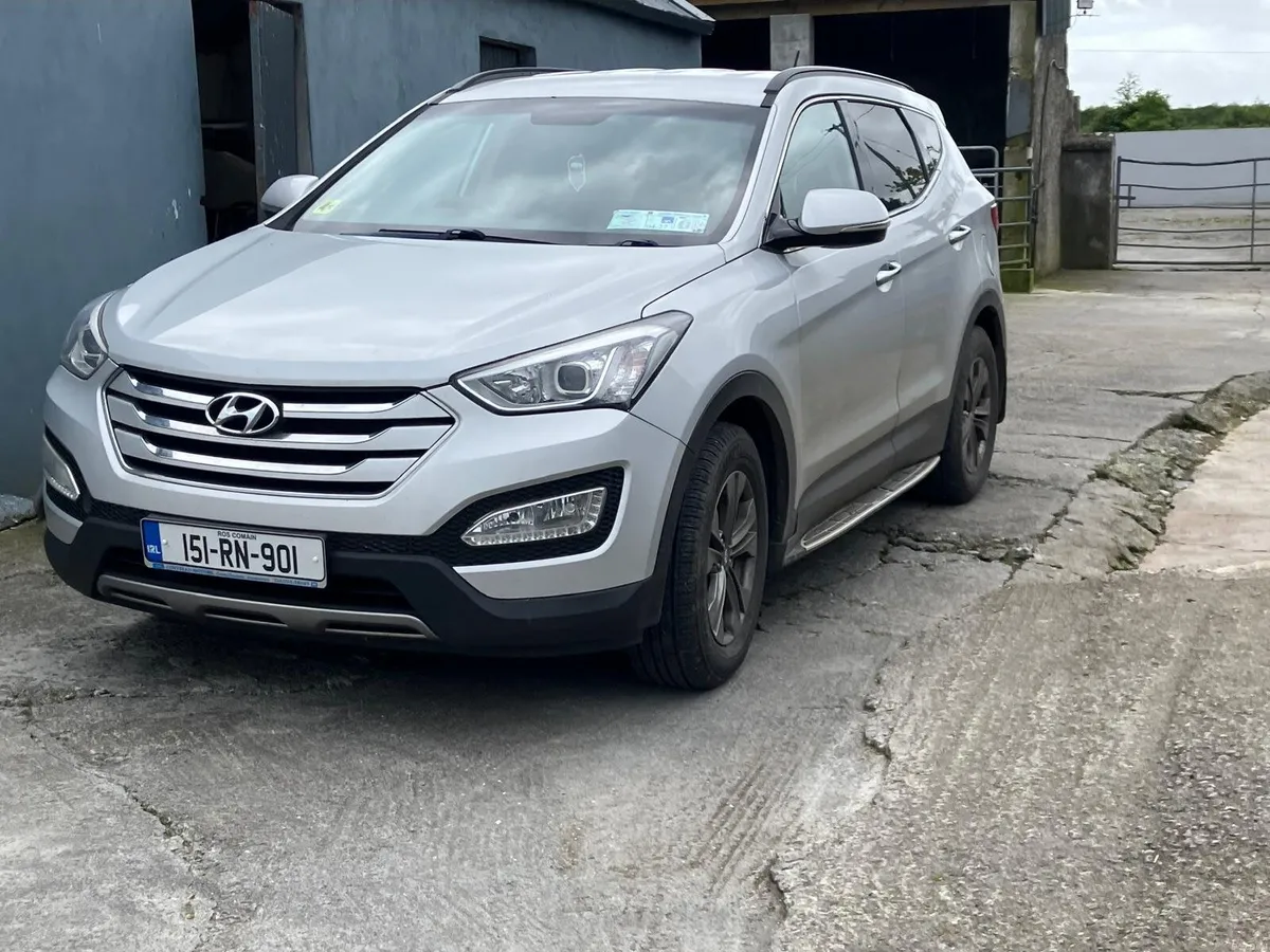 Hyundai Santa Fe 2015 - Image 1