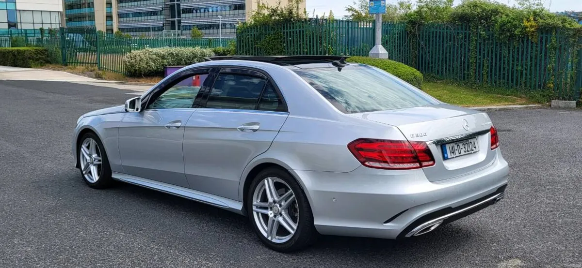 Mercedes e300 low km - Image 2