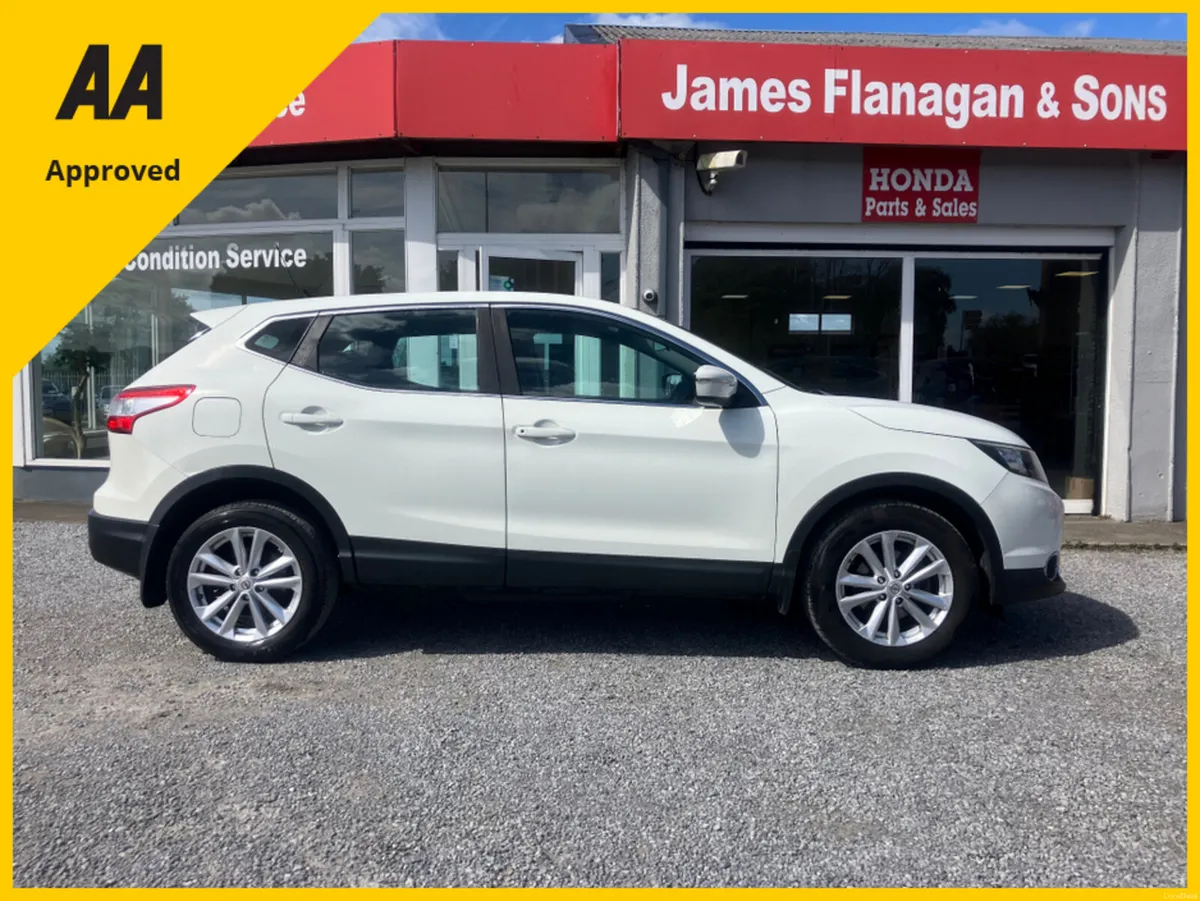 Nissan Qashqai 1.5 DSL SV 4DR - Image 3
