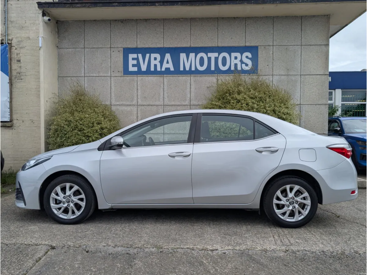 Toyota Corolla LUNA 1.3 PETROL - Image 4