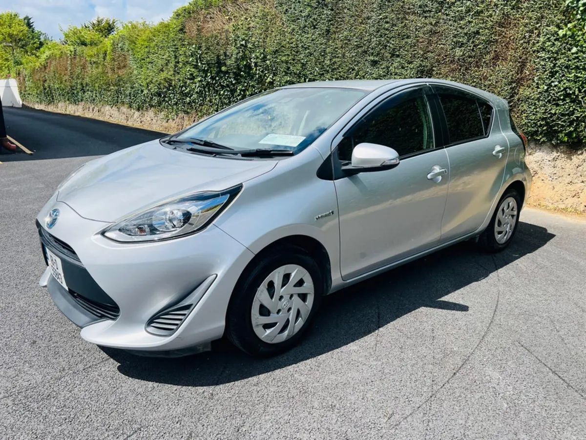 Toyota Aqua FINANCE AVAILABLE FROM €45 P/W - Image 5