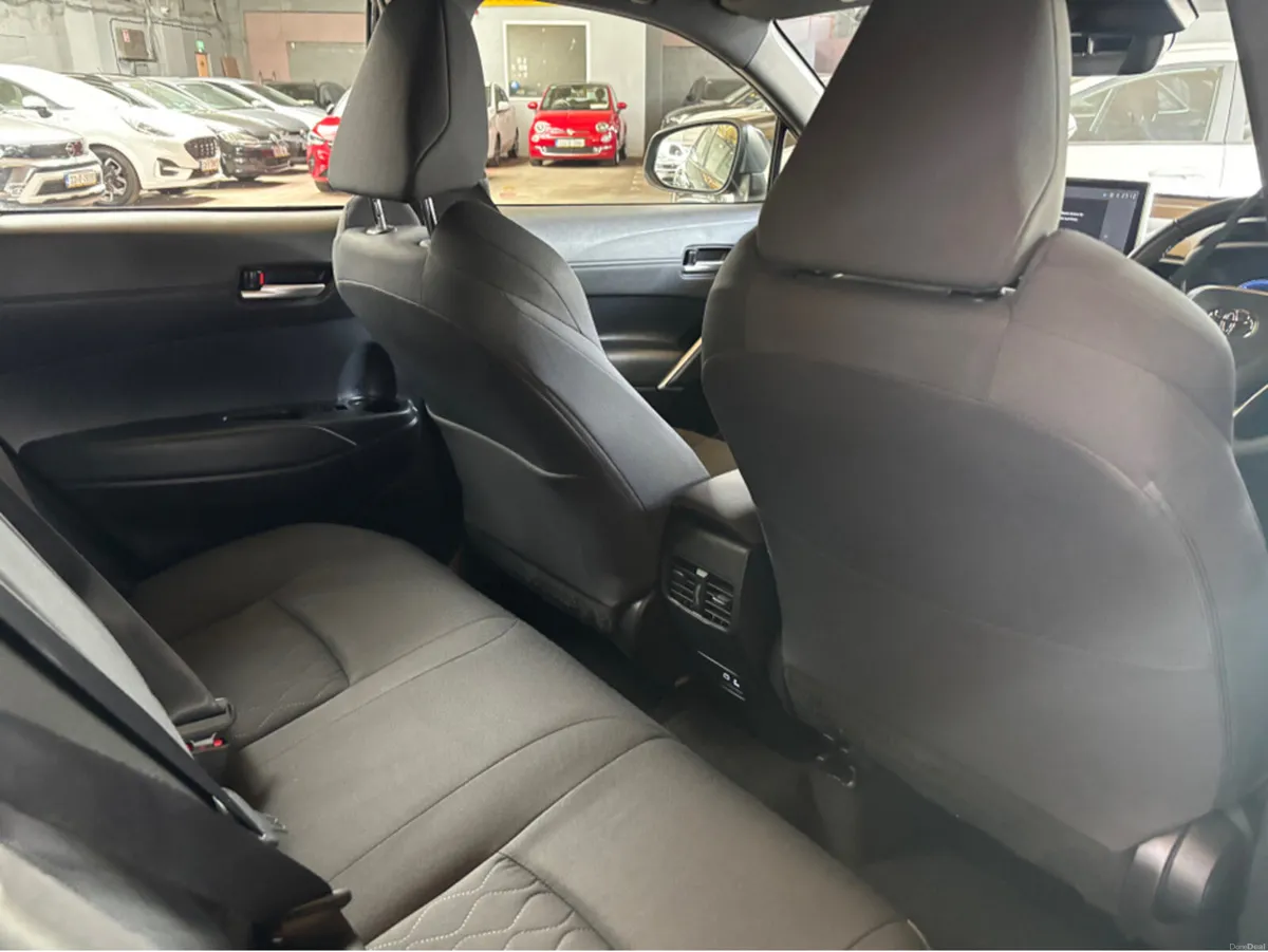 Toyota Corolla Cross LUNA 1.8 4DR AUTO Finance Ava - Image 5