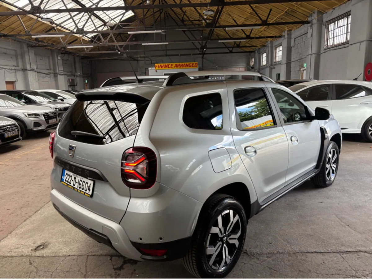 Dacia Duster PRESTIGE TCE 90 4X2 5DR - Image 2