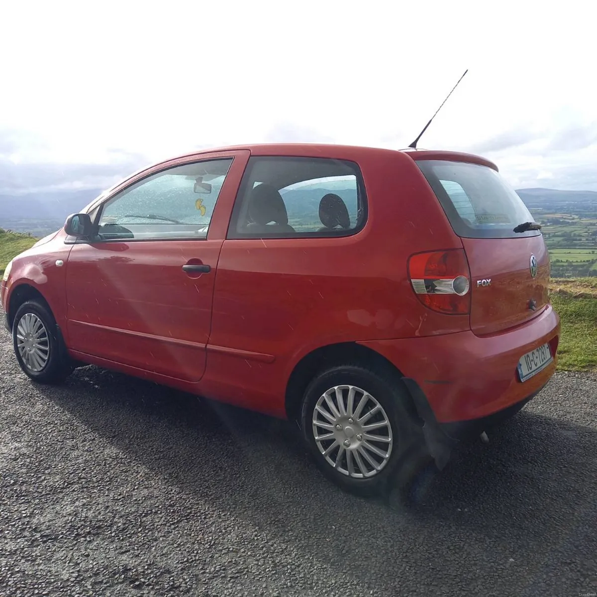 2010 volkswagen Fox 1.2  petrol Taxed and nctd - Image 2