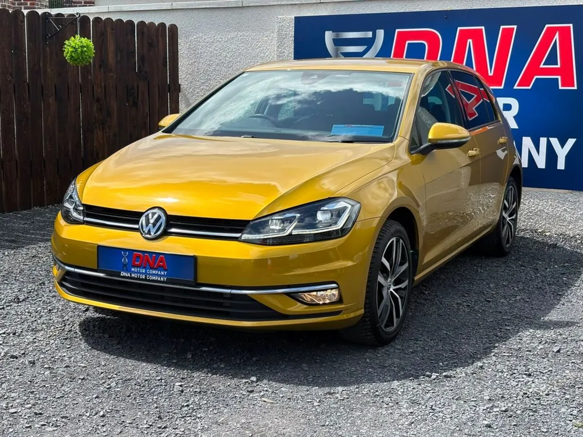 Volkswagen Golf HIGHLINE - DSG - LOW KMS - Image 3
