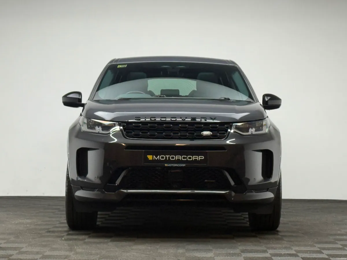 Land Rover Discovery Sport R-DYNAMIC SE *PAN ROOF* - Image 2