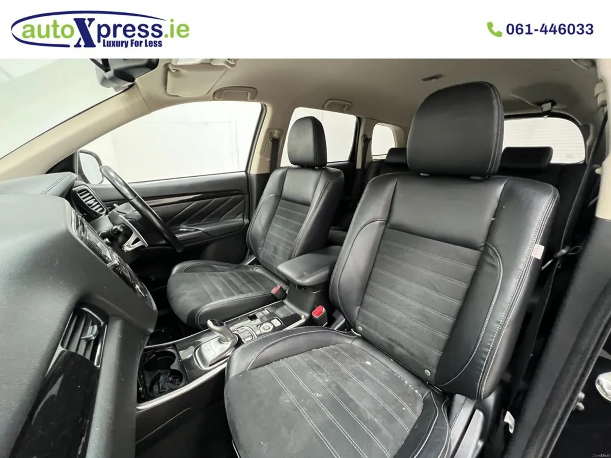 Mitsubishi Outlander 2.0 PHEV, Automatic - Image 4