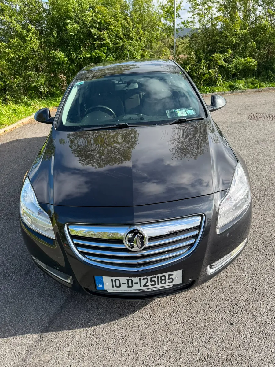 Vauxhall Insignia 2010 Fully serviced - Image 4