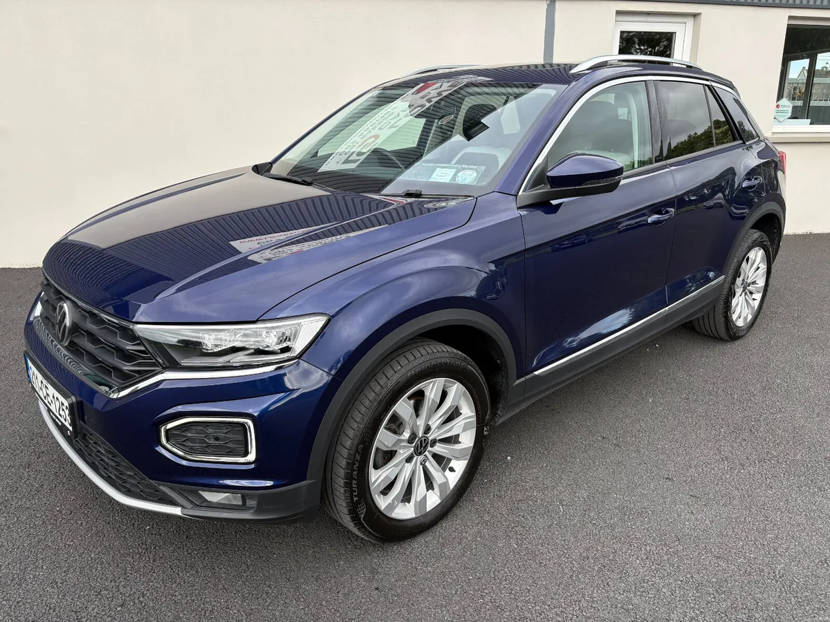 211 Volkswagen T-Roc Sport 1.5TSI 150HP - Pan Roof - Image 2