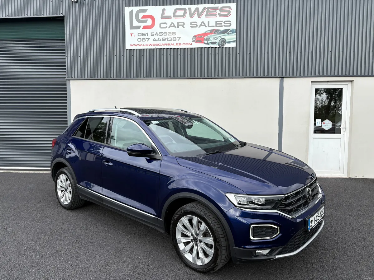 211 Volkswagen T-Roc Sport 1.5TSI 150HP - Pan Roof - Image 1