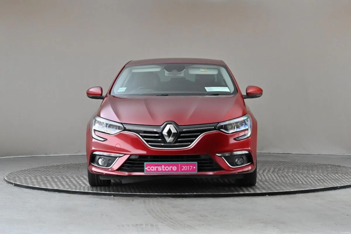 Renault Megane 1.6 dCi 130 SIGNATURE - Image 2