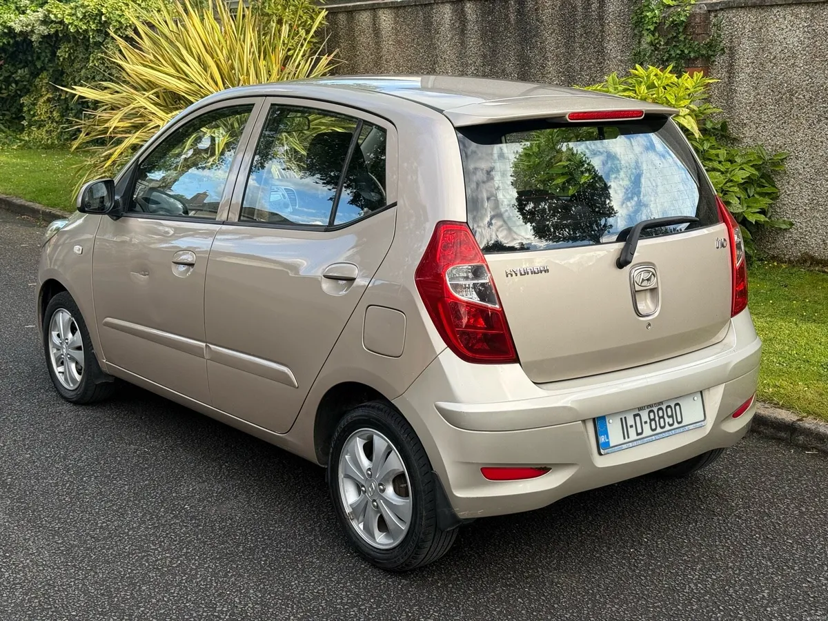 11 Hyundai i10 Deluxe 79k kms NEW NCT 06/27 - Image 3