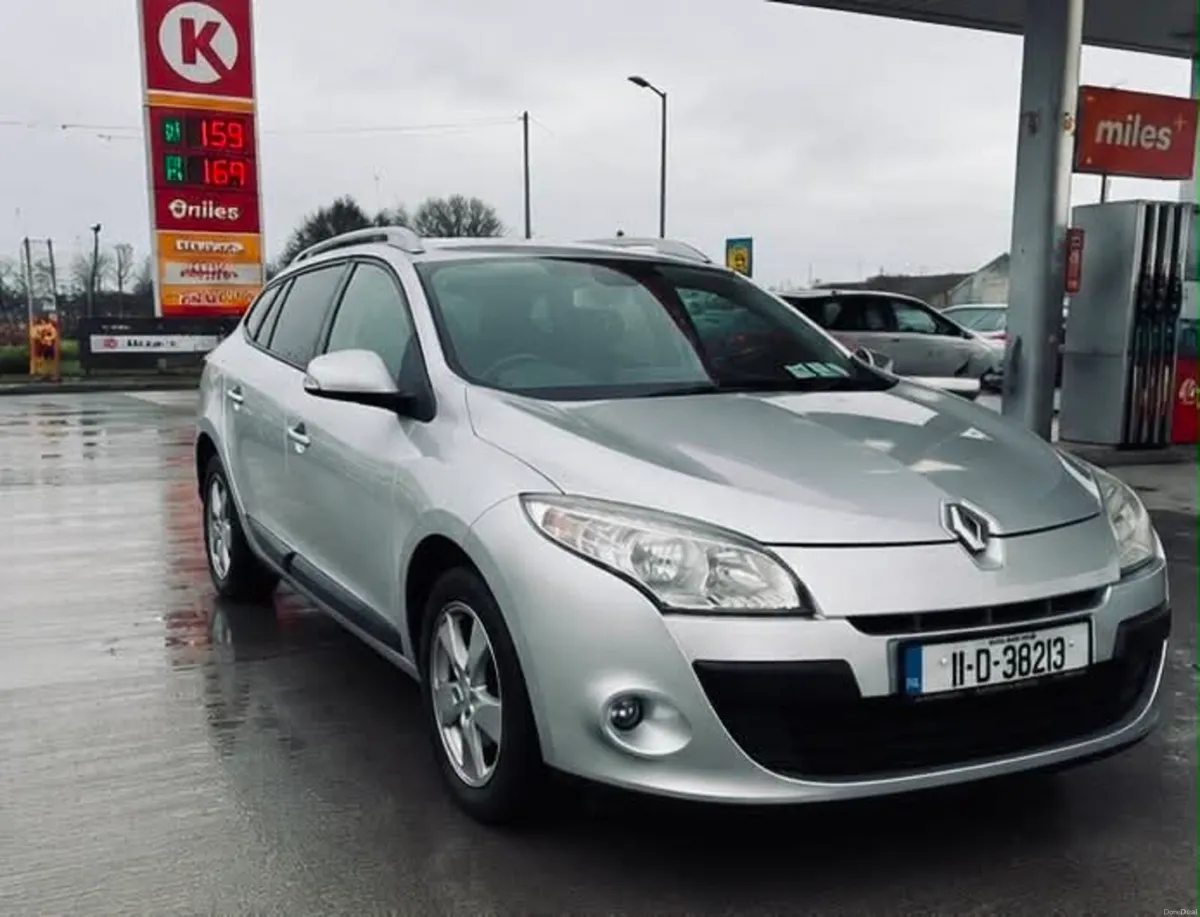 Renault megane grand tour 1owener - Image 1