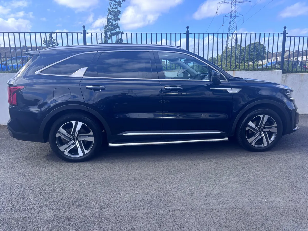 KIA SORENTO PHEV K4 7 SEATER HIGH SPEC - Image 3
