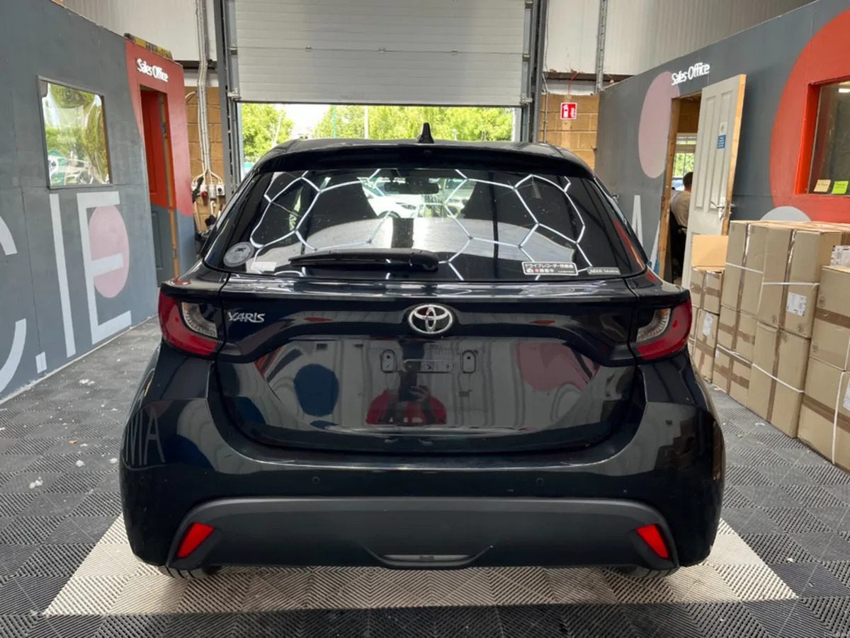 Toyota Yaris 2022 TOYOTA YARIS X 1.0 AUTOMATIC / R - Image 3