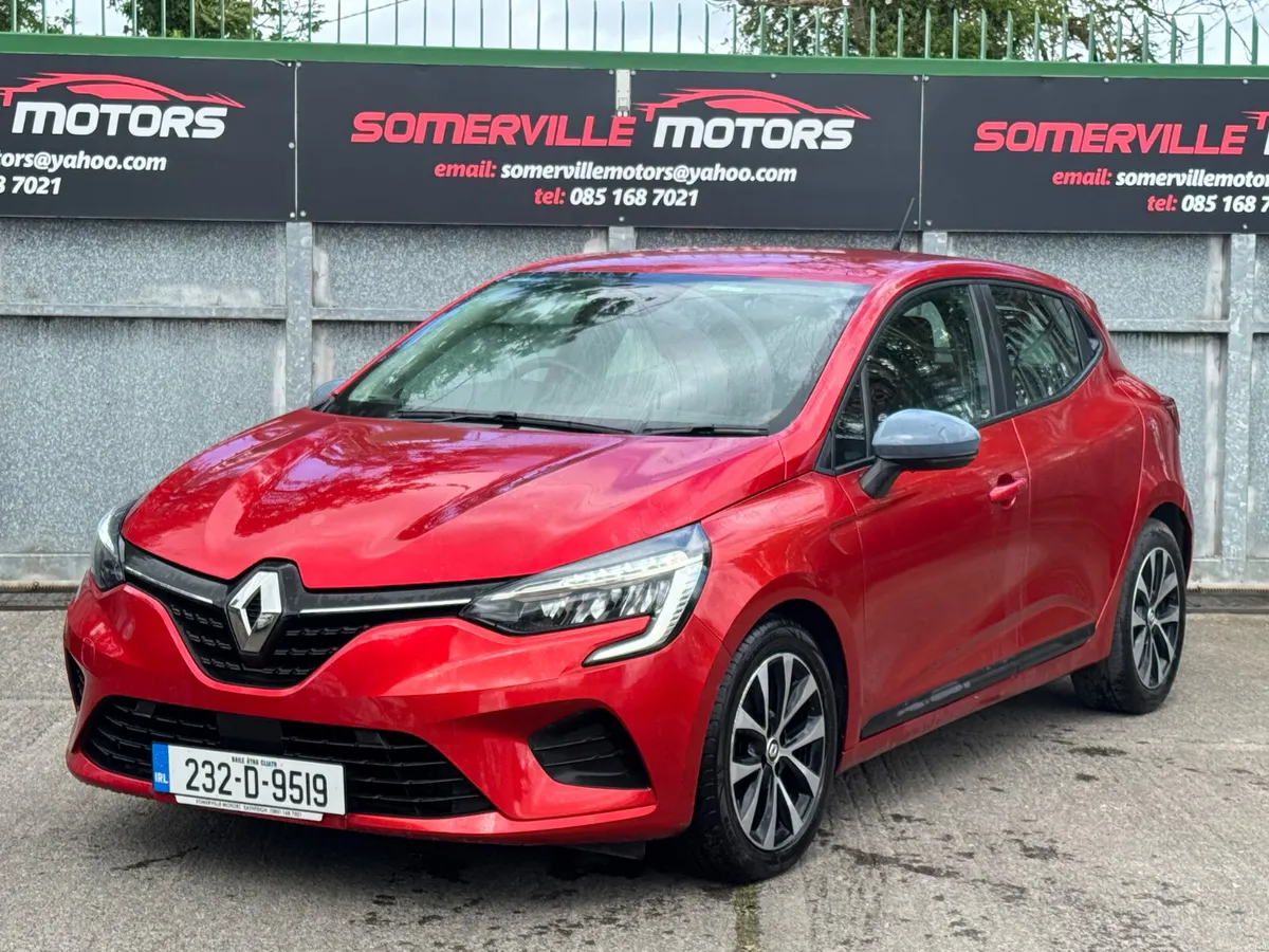 RENAULT CLIO AUTOMATIC “NCT UNTIL 07/2027”  2023 - Image 3