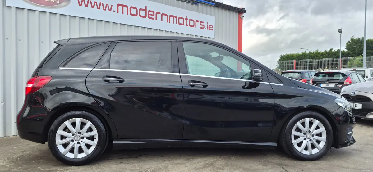 Mercedes b class automatic 1.6 petrol mpv low kms - Image 5