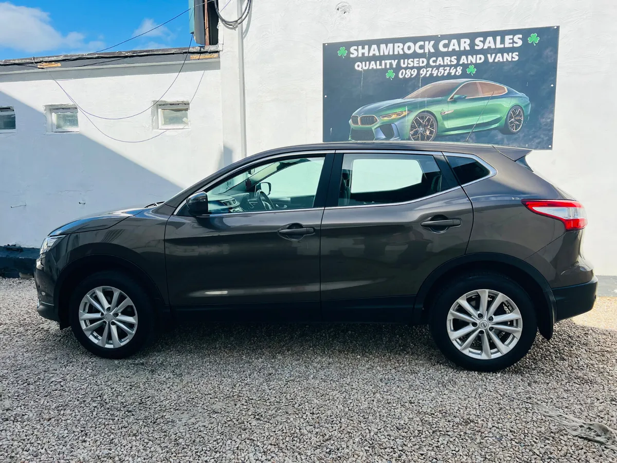 2015 Nissan Qashqai 1.5 DCI SV - Image 2