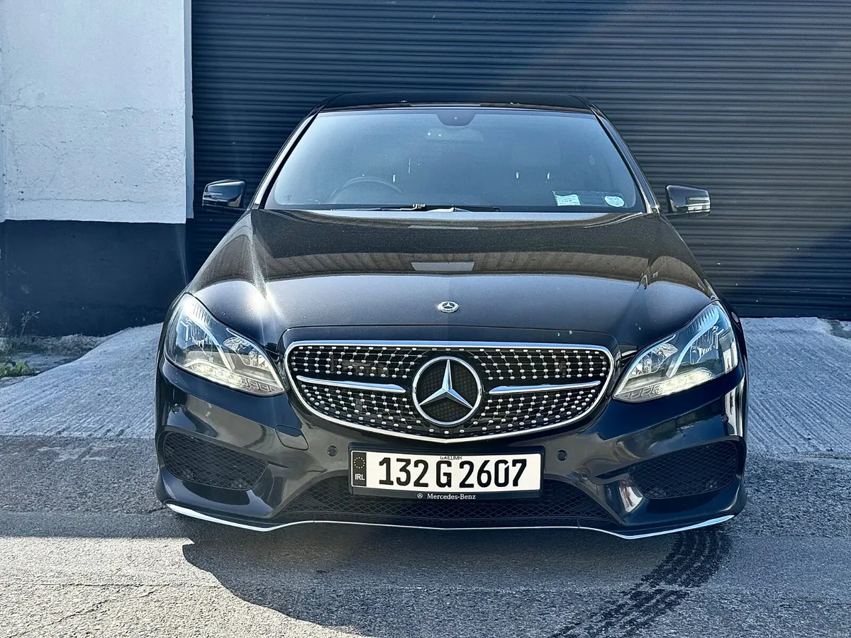 Mercedes-Benz E-Class 2013 - Image 2
