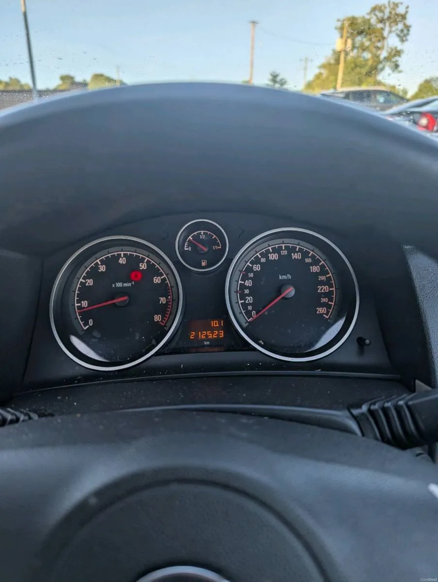Opel astra 1.4 petrol - Image 1