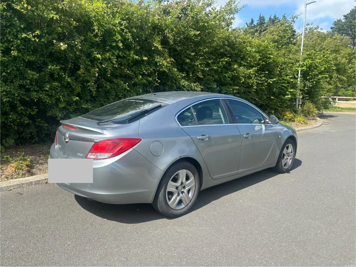 Vauxhall Insignia - Image 3