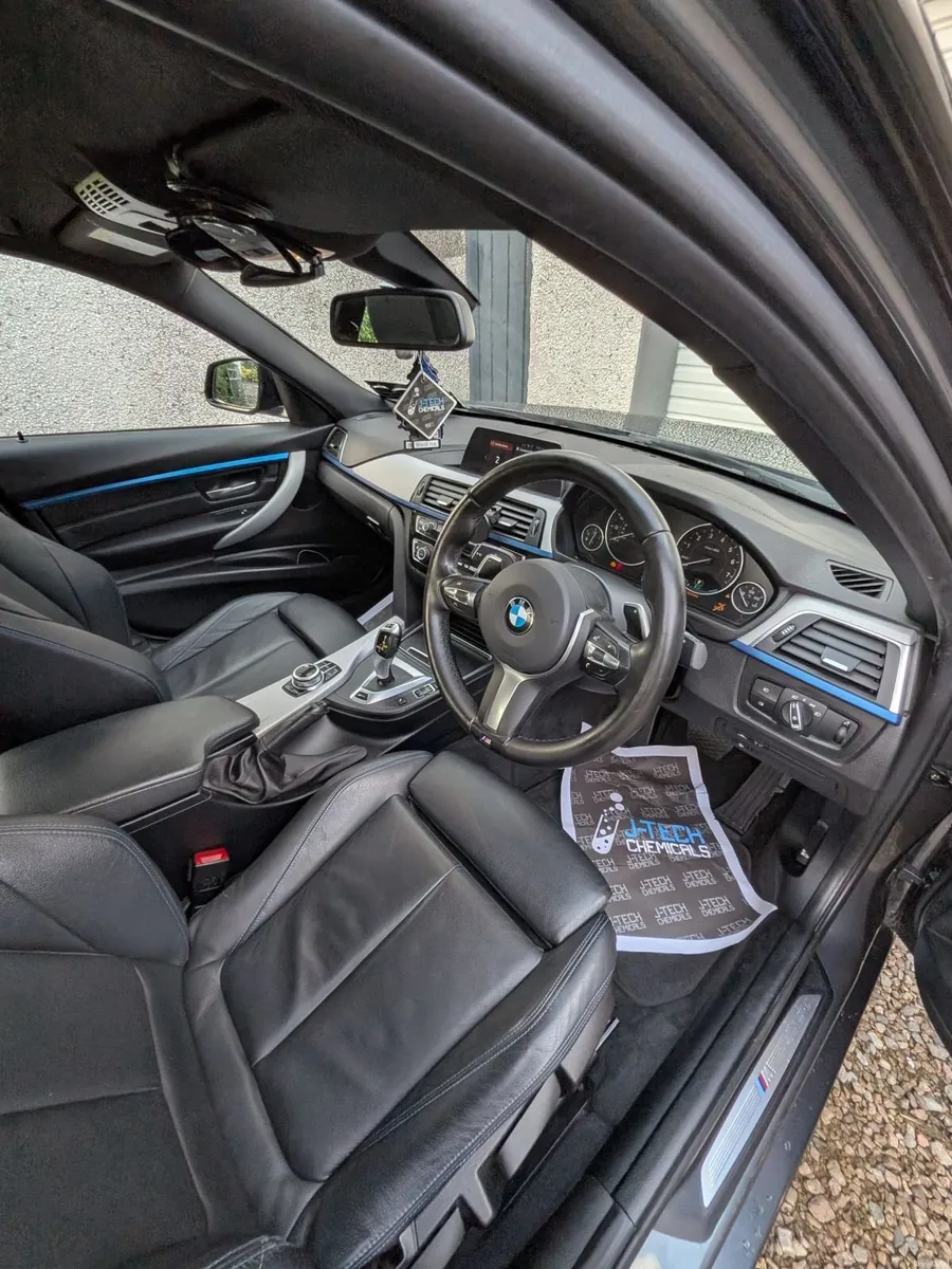 BMW 3-Series 2017 - Image 6