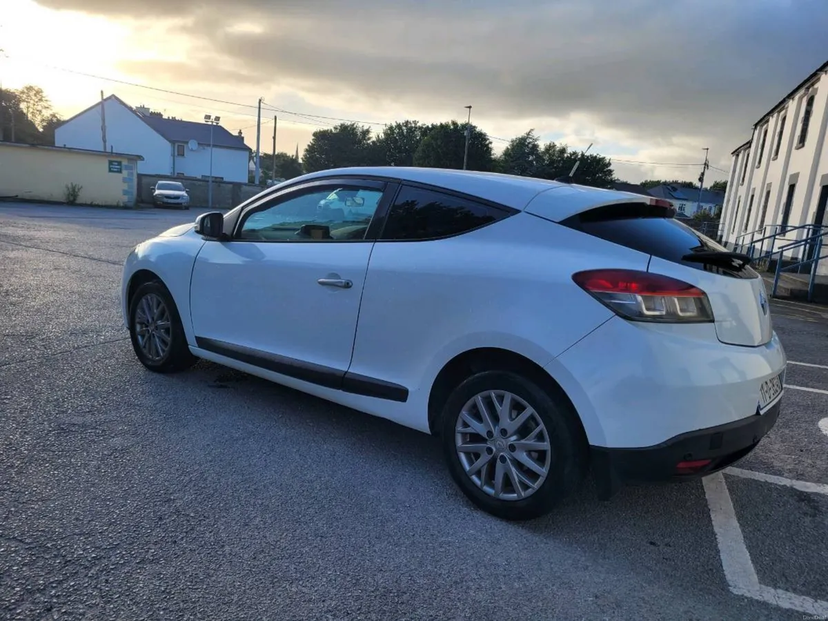 CLEAN 2011 RENAULT MEGANE TOM TOM NCT/TAXED. - Image 2