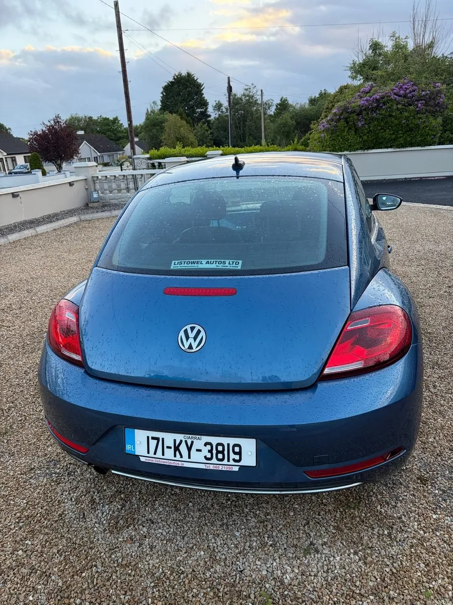 Volkswagen Beetle 2017 - Image 3