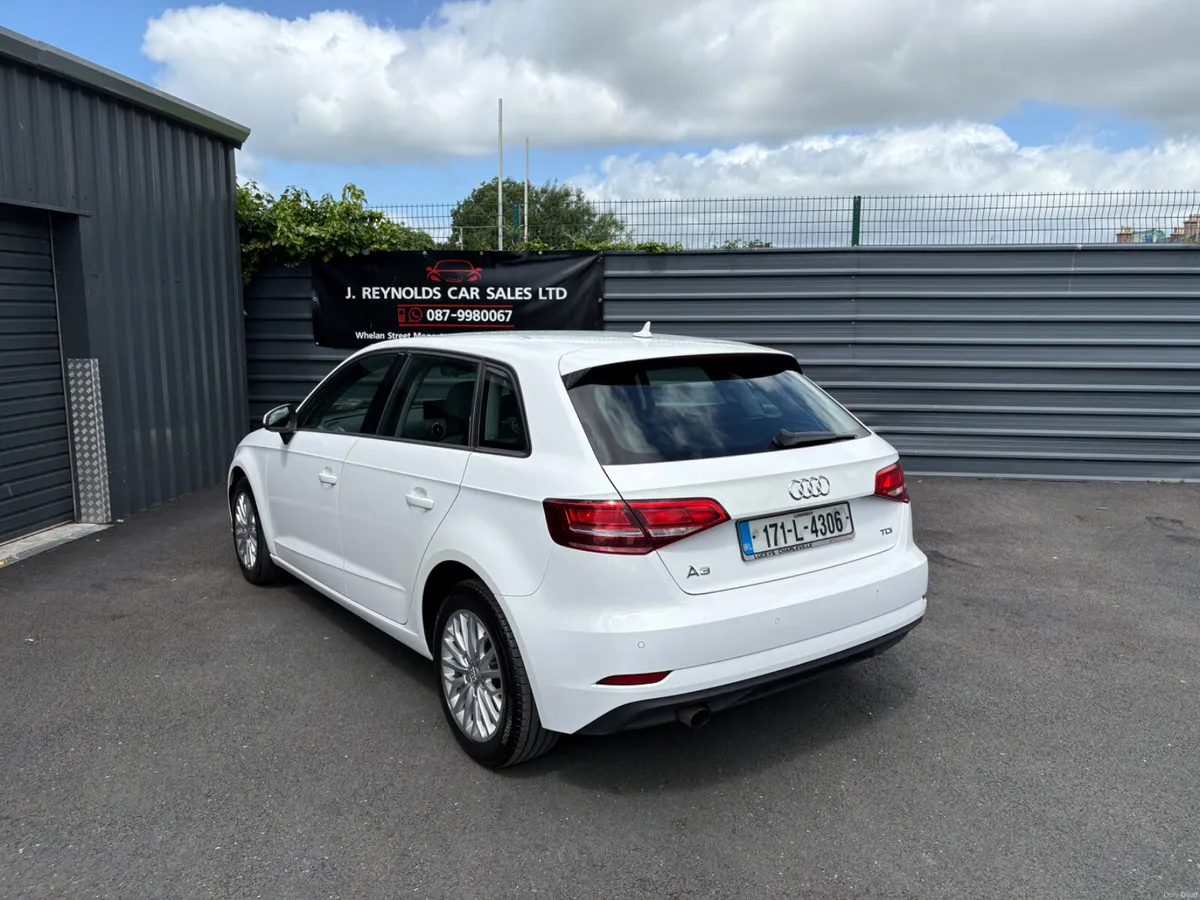 Audi A3 1.6 TDI 2017  LOW KM - Image 5