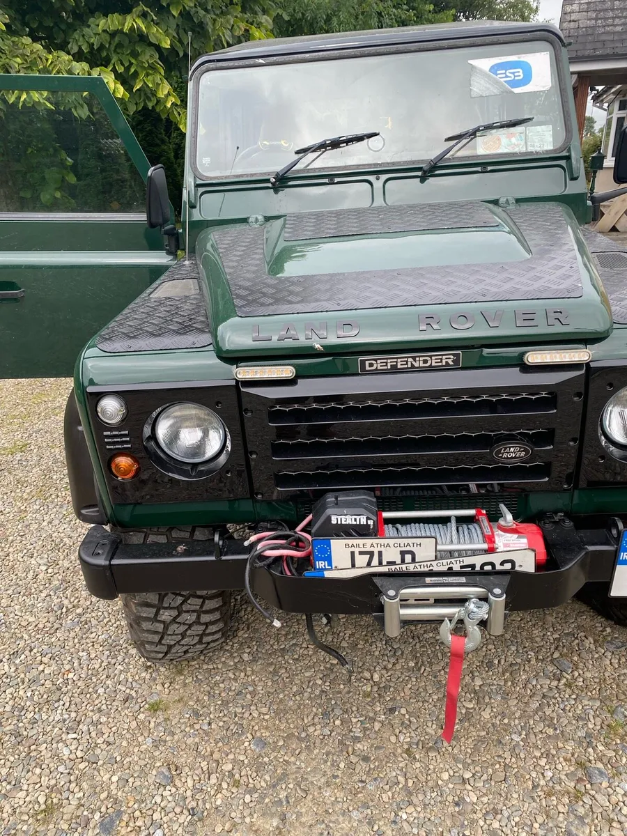 Defender 130 - Image 4