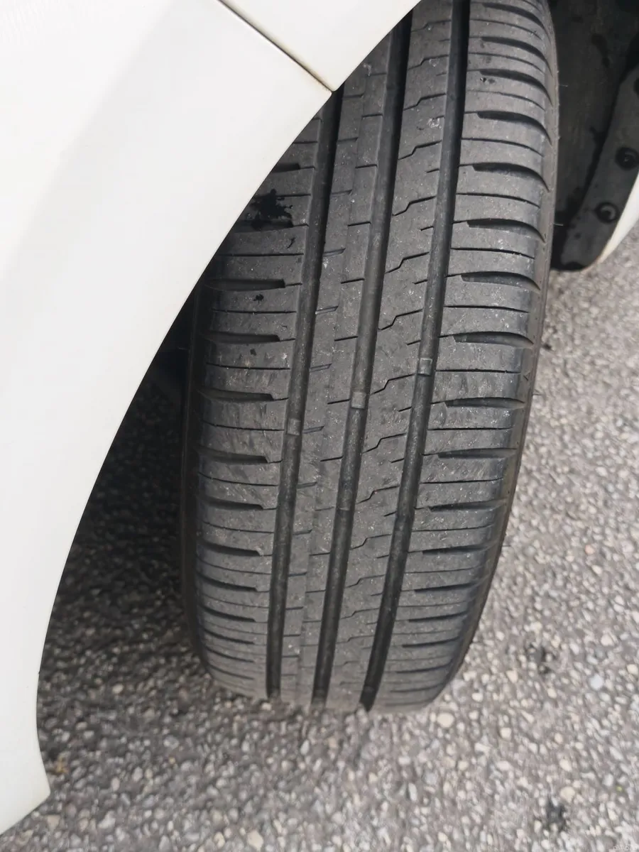 Hyundai i10 2021 - Image 2