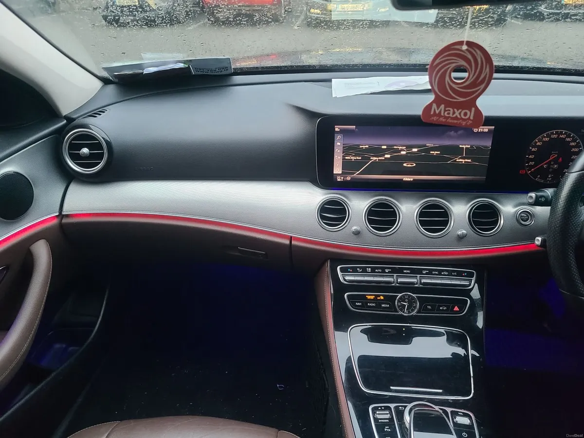 Mercedes-Benz E-Class 2017 - Image 2