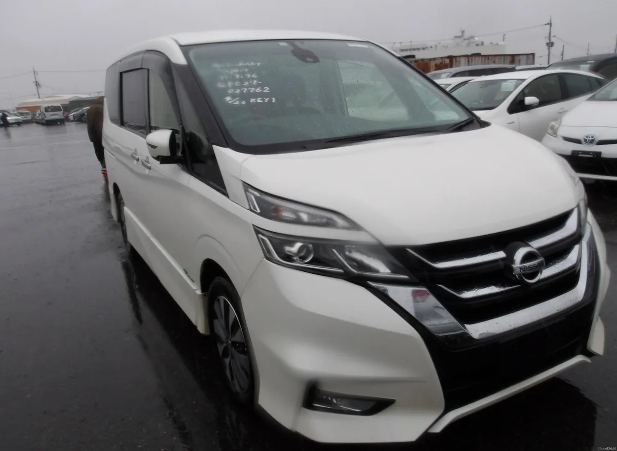 2017 Nissan Serena 2.0 S-Hybrid LOW KMS 8 SEATS - Image 2