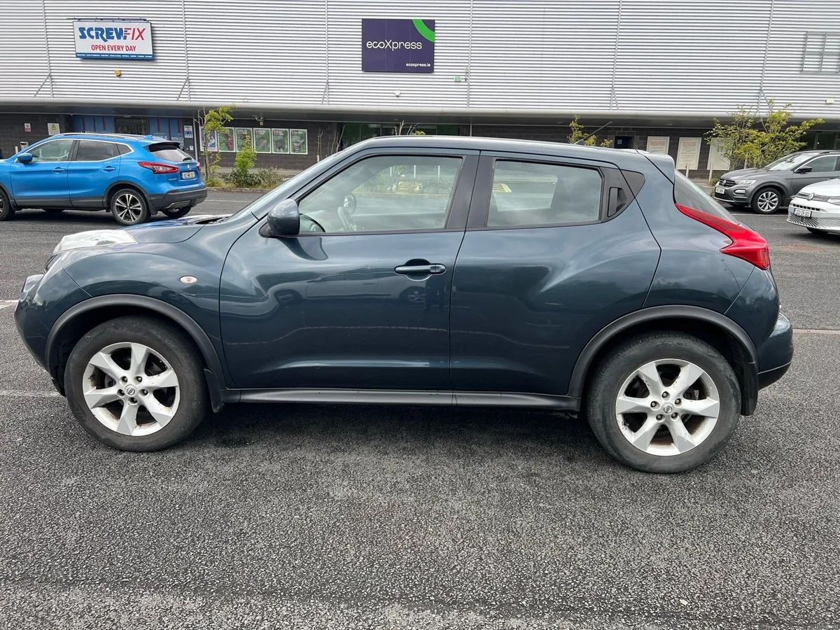 Car - Image 6