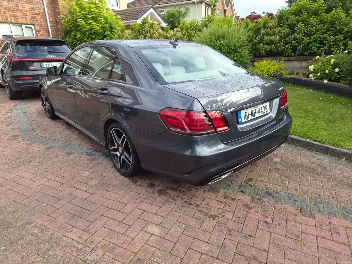 Mercedes E220 CDI   AMG Night Edition - Image 4