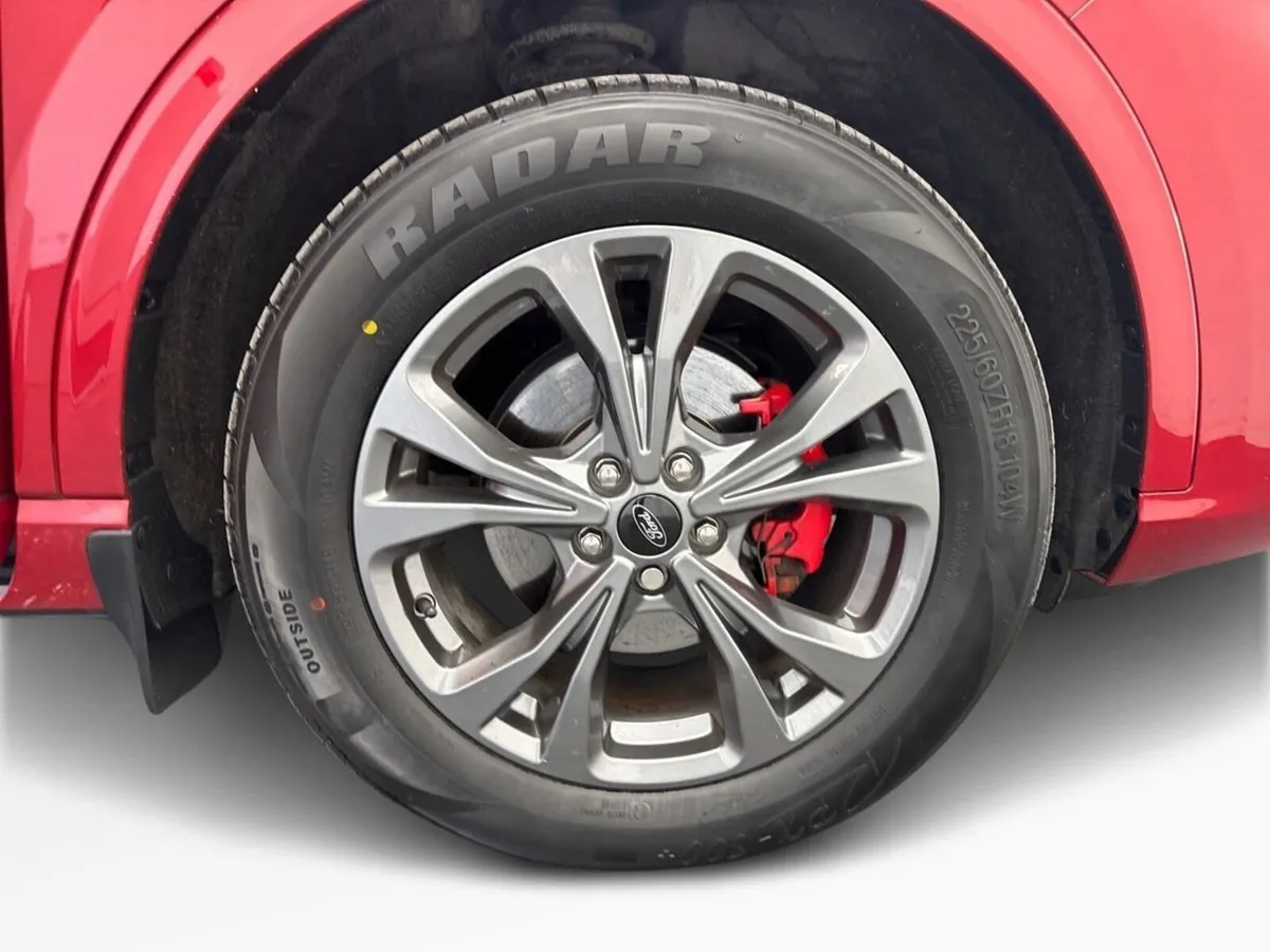 Ford Kuga 2.5 PHEV ST-LINE *FLASH SALE* €100 PER W - Image 5